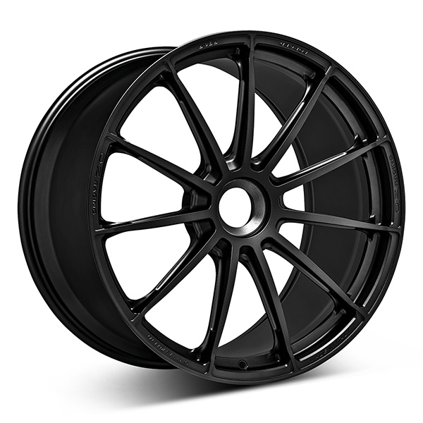 OZ ULTIMATE CL M.BLK 11x20 5/130 ET50 CB84